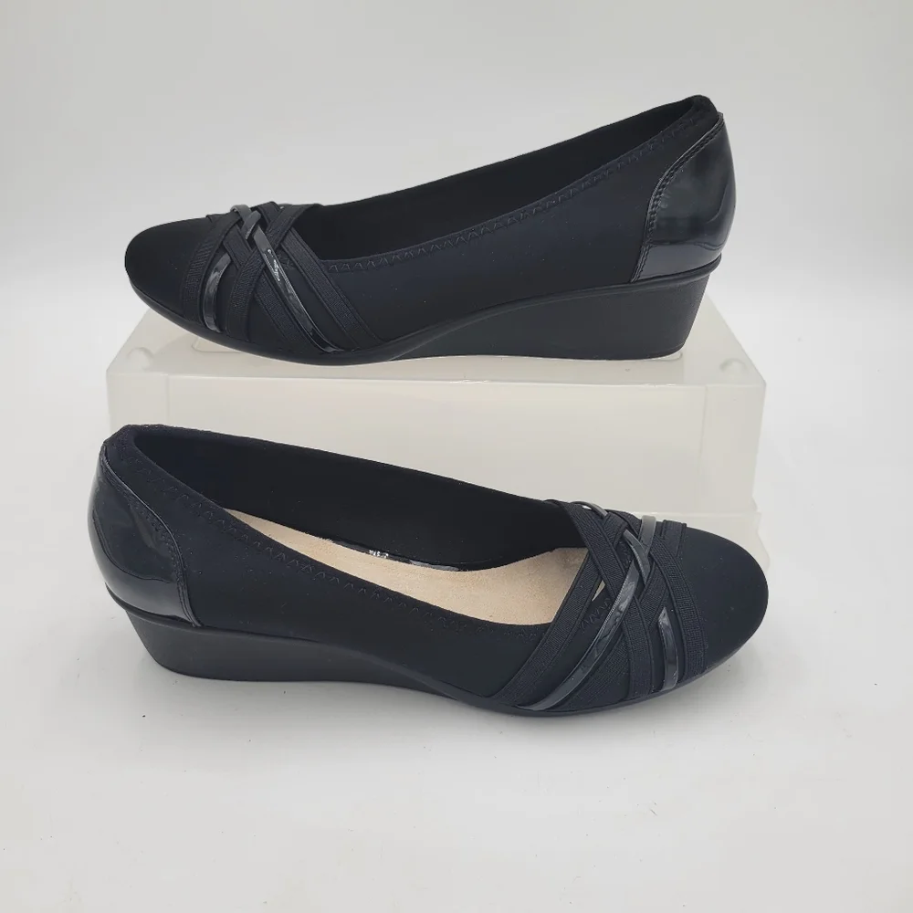Womans Cliffs by White Mountain Bowie Wedge Slip on Ballet Flatt Black Size 10